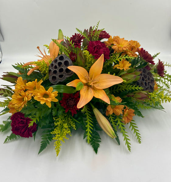 Classic Oval Thanksgiving Centerpiece